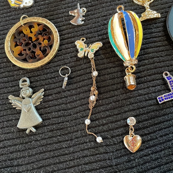 27 Charms, make jewelry repurpose, odd etc - Picture 8 of 8